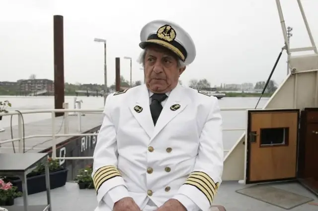 فیلم زادبوم