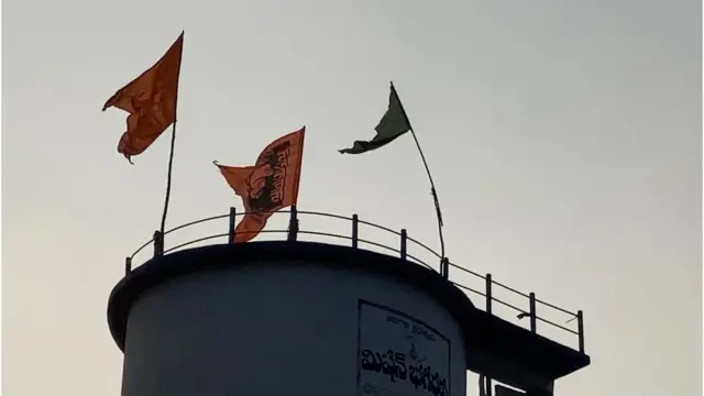 జెండాలు దేవనూరు