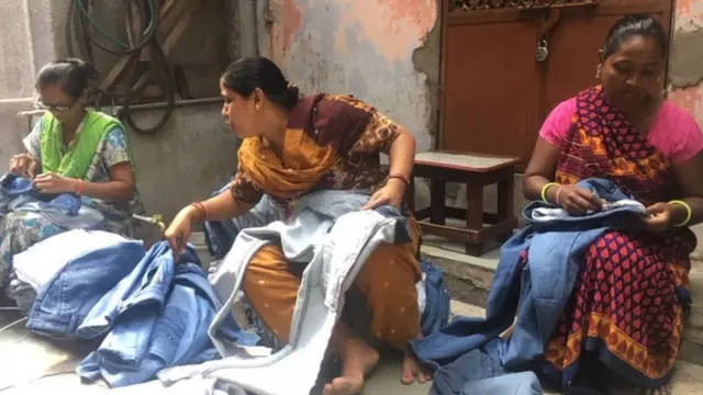 મહિલા કામદારો