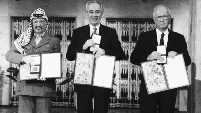 Yasser Arafat, Yitzhak Rabin e Shimon Peres