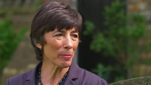 डॉ डी ज़ूलुएट्टा