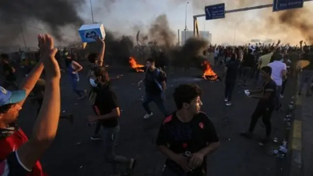 اعتراضات مردمی اکتوبر ٢٠١٩ که منجر به استعفای عادل عبدالمهدی نخست وزیر عراق گردید