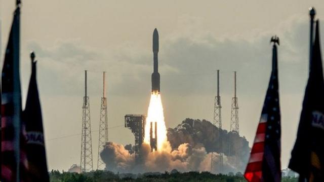 موشک اطلس ۵ حامل کاوشگر "استقامت" امروز به فضا پرتاب شد