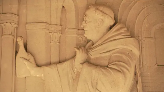 Imagem de Dom Perignón na abadia de Hautvilliers