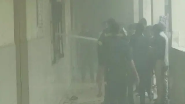 જામનગરની હૉસ્પિટલમાં લાગેલી આગની ઘટનાની તસવીર