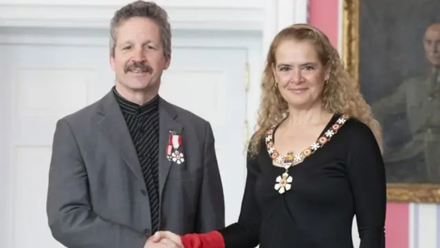 تم منح جيم ثاني أعلى وسام شرف كندي في مارس/آذار من هذا العام