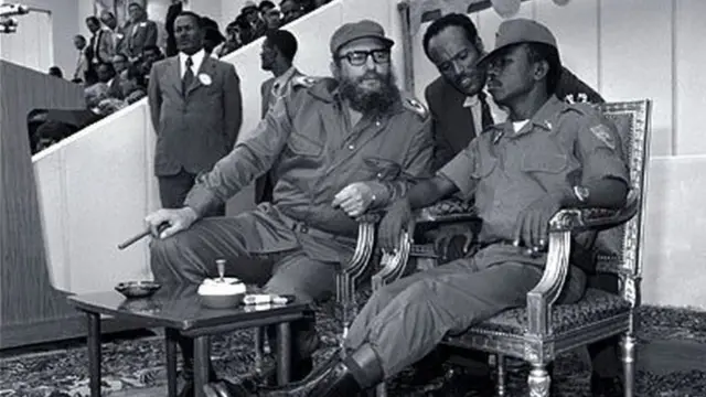 መንግስቱ ሃይለማርያም ምስ መራሒ ኩባ ፊደል ካስትሮ