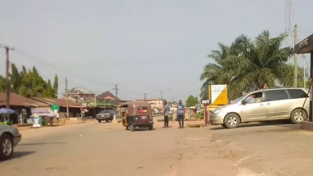 Ụzọ e si abanye ulo ndị uweojii n'Ụmụahịa