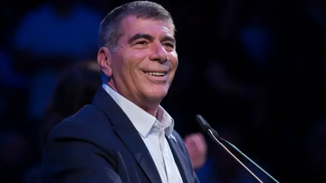 ইসরায়েলি পররাষ্ট্রমন্ত্রী গ্যাবি অ্যাশকেনাজি