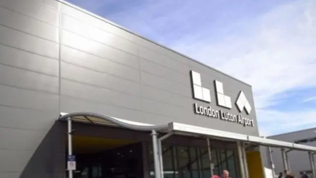 தடை செய்யப்பட்ட இயக்கத்தில் இருந்த 4 இலங்கையர்கள் பிரிட்டனில் கைது