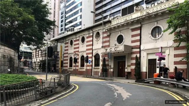 外國記者俱樂部大樓以前是一個冷藏倉庫。