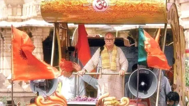 રથયાત્રા દરમિયાન લાલકૃષ્ણ અડવાણી