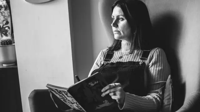 pedoffilia Y ddrama pedoffilia 'oedd rhaid i mi ysgrifennu' - BBC Cymru Fyw