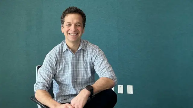 Dan Roth, directeur éditorial chez LinkedIn