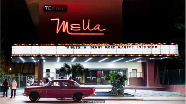 過去3年裏，洛佩茲和團隊其他成員們在哈瓦那修復的霓虹招牌有50餘件