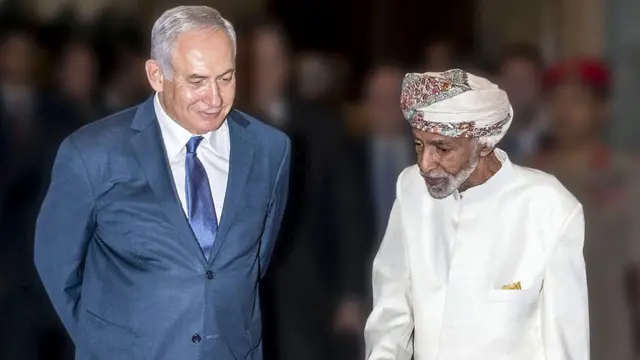 نتنياهو وقابوس في مسقط