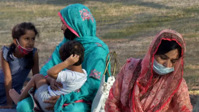 ইতালীর রোমে বাংলাদেশী অভিবাসী কয়েকজন নারী, ৩১-০৭-২০২০।