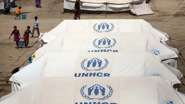 ilé ti a fí àpò kọ́ pẹ̀lú orúkọ UN