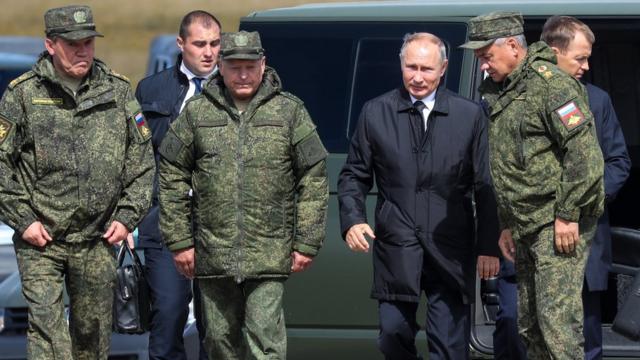 Главком Салюков с президентом Путиным на учениях "Восток-2018"