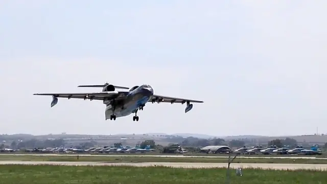 Бе-200 вылетает в Турцию