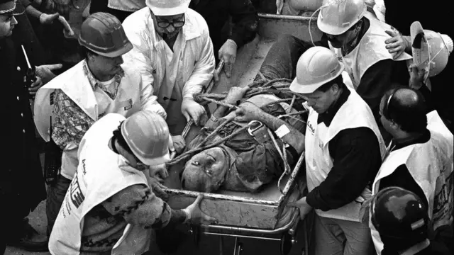 بمبگذاری آمیا