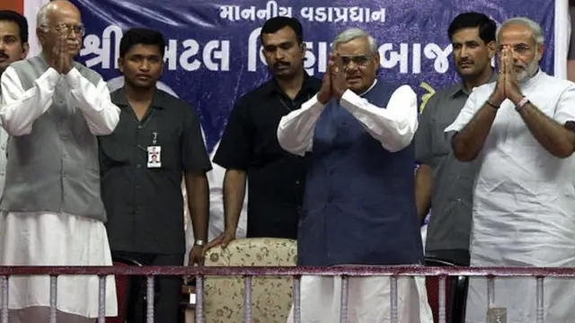 आडवाणी-वाजपेयी-मोदी