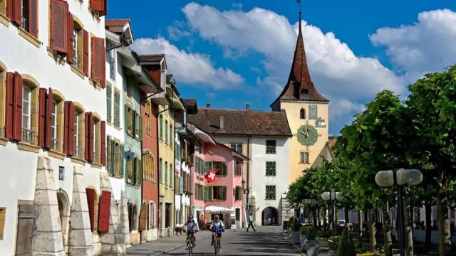 أحد شوارع سويسرا