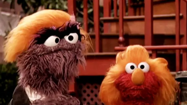 В передаче "Улица Сезам" миллиардера спародировал герой по имени Дональд Грамп - похожий на Оскара-Ворчуна монстр с девизом "Я отстойнее всех!"