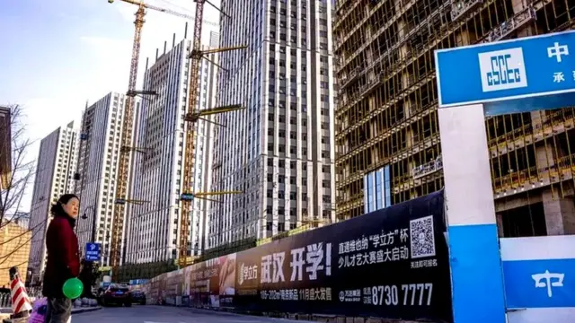 जापान अर्थव्यवस्था कर्ज़