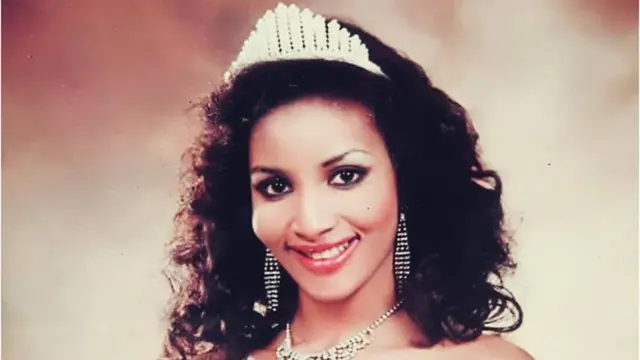 Mgbe Bianca Onoh ritere nturugo n'asọmpị ụmụnwaanyị kacha mma na Naịjịrịa nke afọ 1988