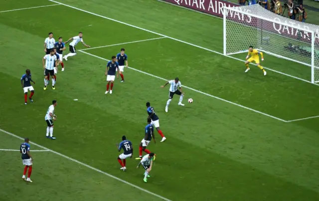 El gol de Mercado que puso a soñar a Argentina.