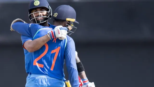 தினேஷ் கார்த்திக்