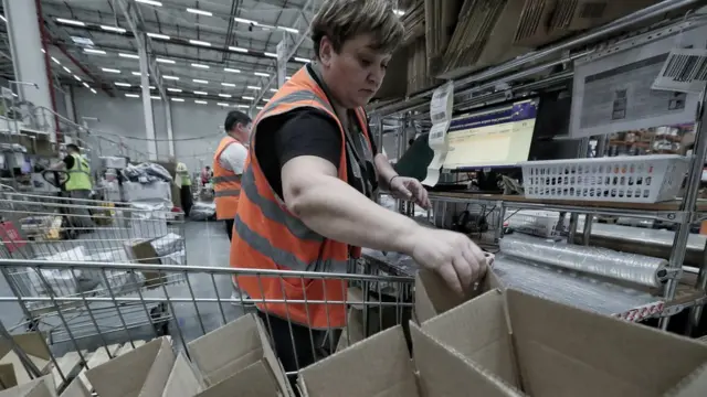 сортировочный цех алиэкспресса