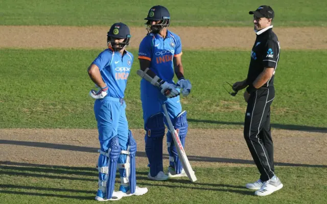 शिखर धवन, विराट कोहली