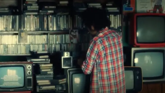 صحنه‌ای از فیلم نهنگ عنبر