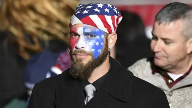 QAnon Şaman olarak tanıtan Jake Angeli