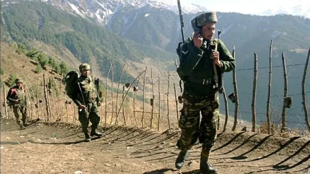 انڈیا کے فوج لائن آف کنٹرول پر