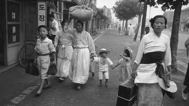 نازحون خلال الحرب الكورية