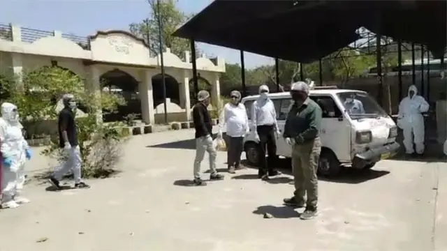 భోపాల్‌లో శ్మశానం దగ్గర పరిస్థితి