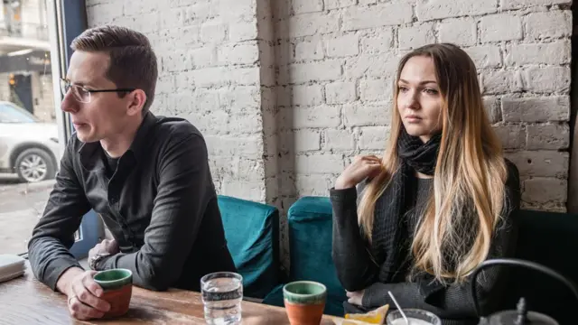 Кирилл и его жена Елена. Парень служит на фрегате "Гетман Сагайдачный"