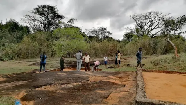 තෝනිගල සෙල්ලිපිය