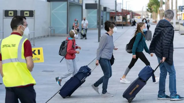 отдыхающие в испании