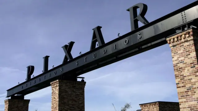 Con el TLCAN los gigantes de Hollywood invadieron las salas de cine en México.