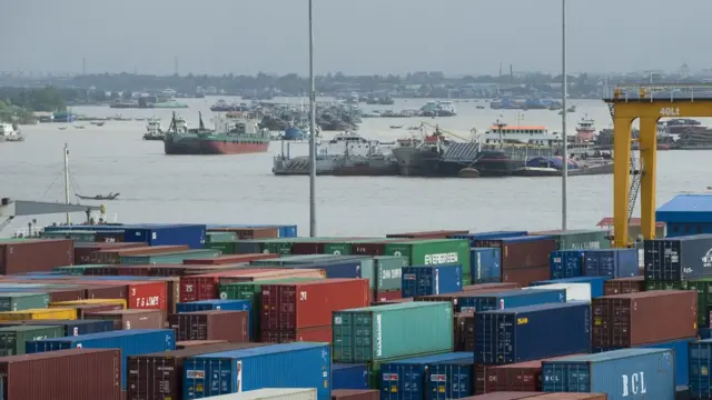 ရန်ကုန်မြို့ရှိ အေးရှားဝေါဆိပ်ကမ်း