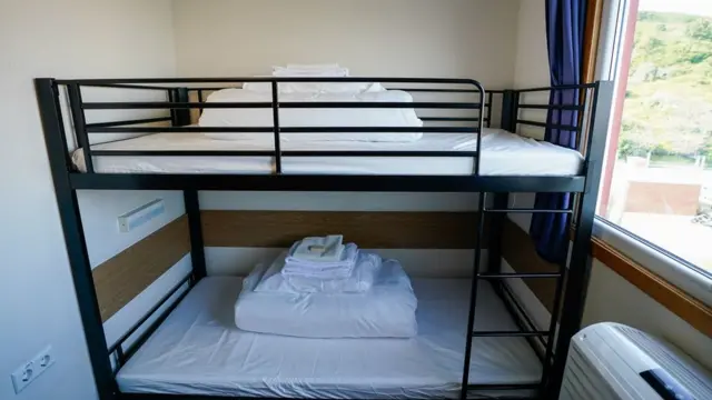 داخل بی بی استکهلم