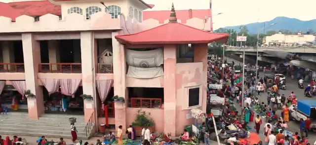 मणिपुर की राजधानी इंफाल का इमा कैथल या मदर्स मार्केट