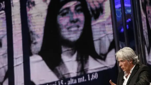 Брат Емануели Орланді і її великий портрет