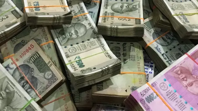 இந்தியாவின் பொருளாதார நெருக்கடியை தீர்க்க வழி சொல்லும் மன்மோகன் சிங்