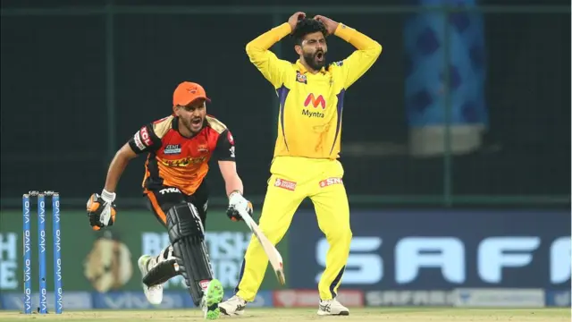 मनीष तिवारी ने बेहद सधी हुई अर्धशतकीय पारी खेली