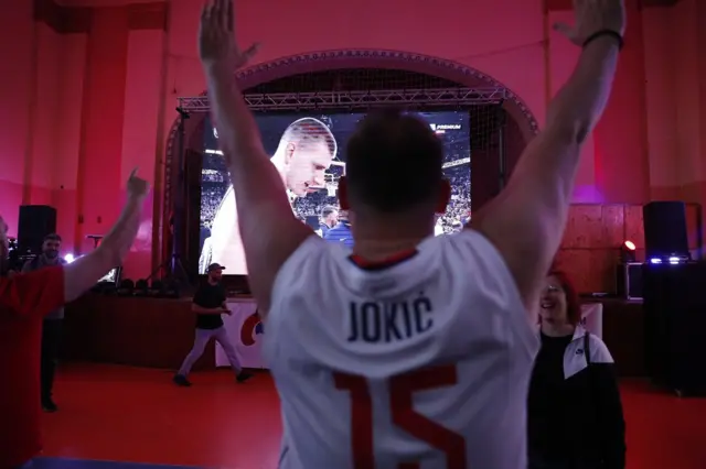 A pošto je Džimi Batler promašio trojku za izjednačenje Majamija, slavlje u Denveru, ali i Somboru moglo je da počne